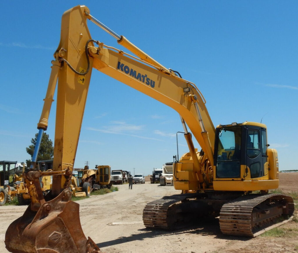 Komatsu PC228USLC-8