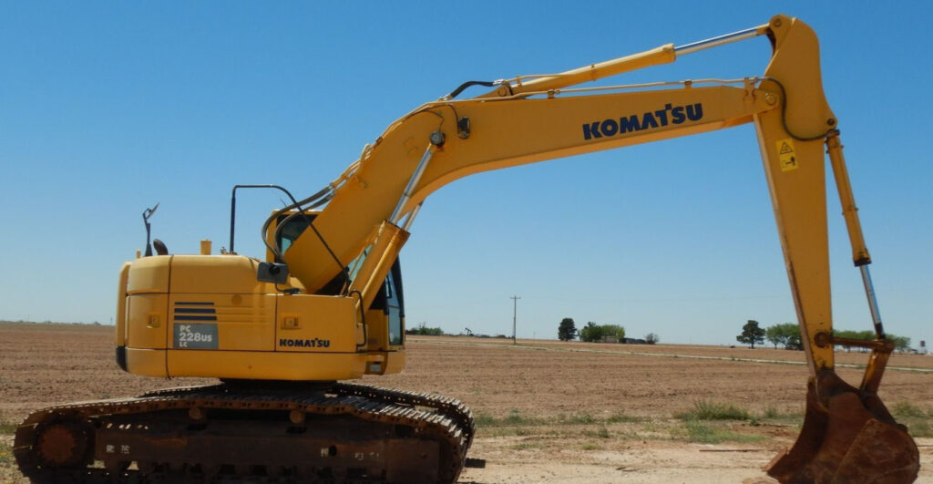 Komatsu PC228USLC-8